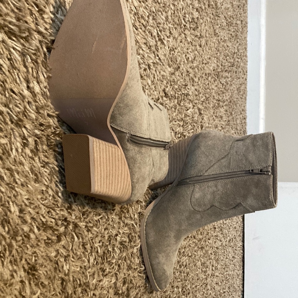 Grey booties